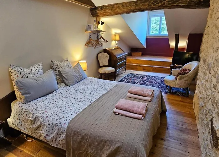 Chateau La Bastide Cardan Villa *